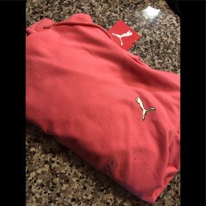 Cropped Puma Pull over size L NWT 💓